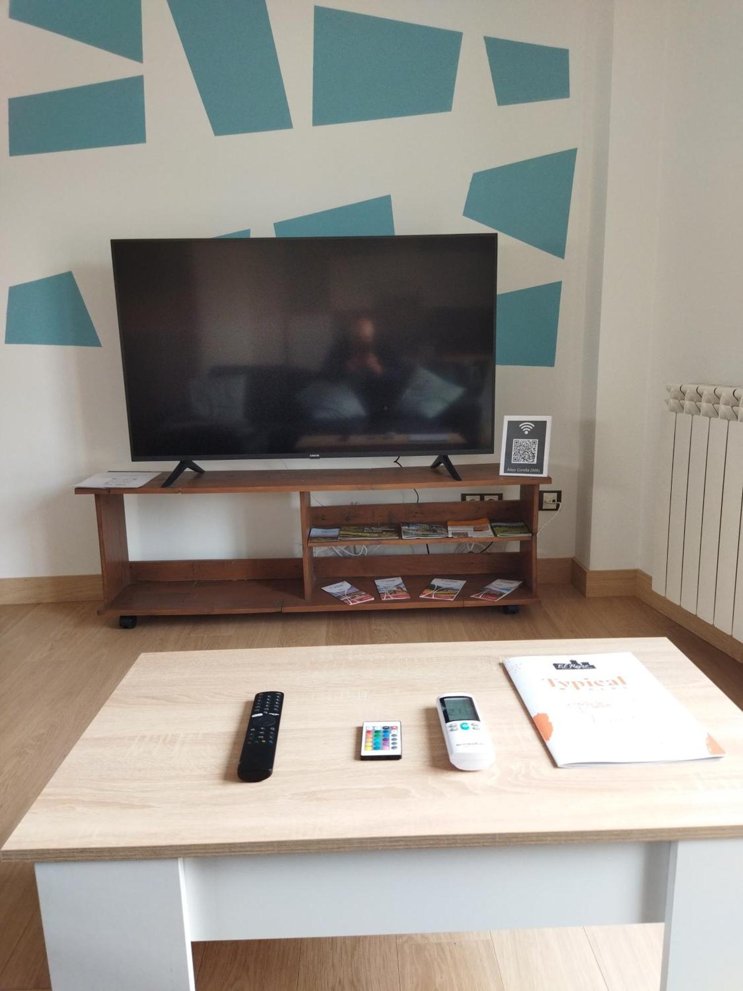 Atico Entero Con Habitacion En Корелья Экстерьер фото